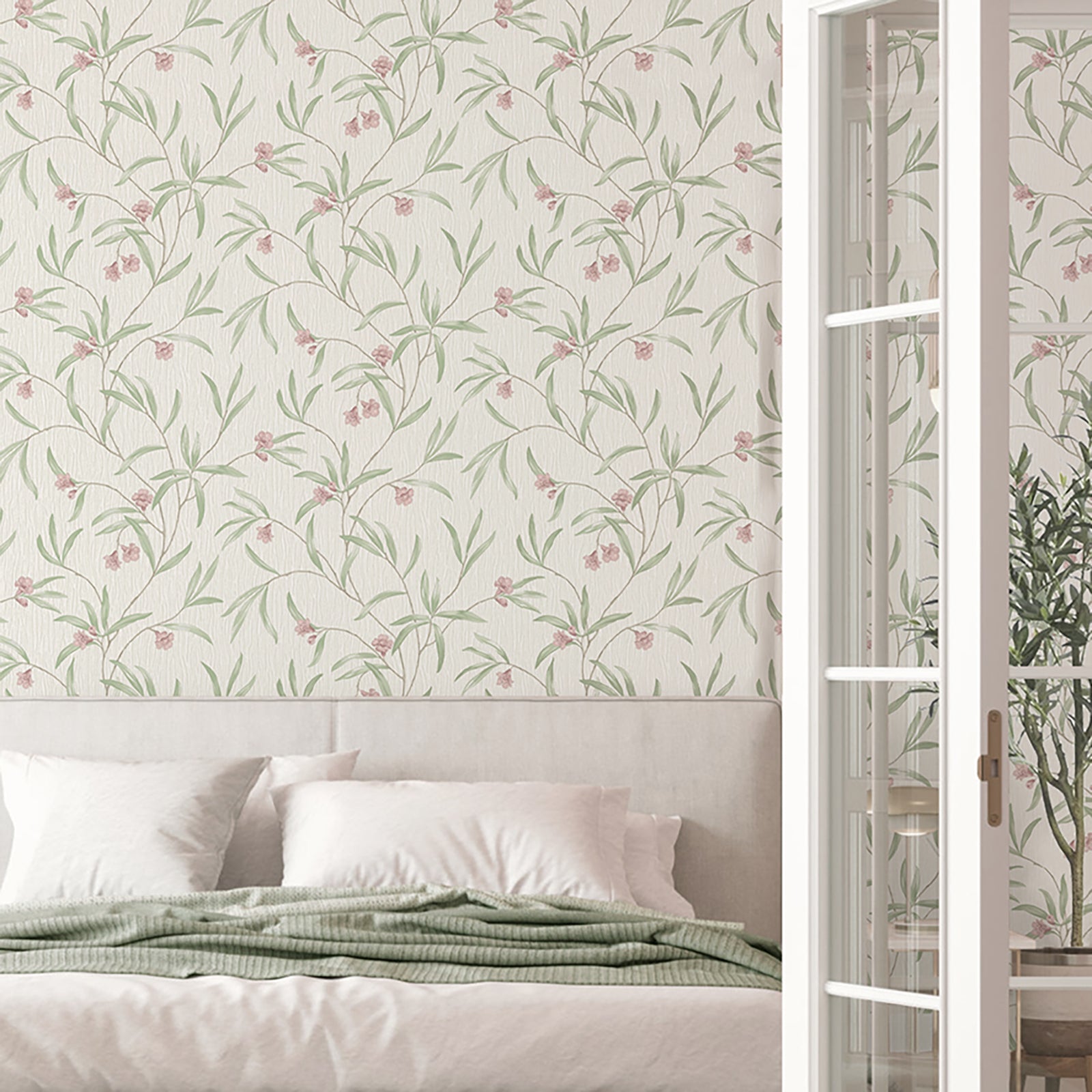 Tiffany Floral Heather Wallpaper | Belgravia Wallcoverings | GB41331